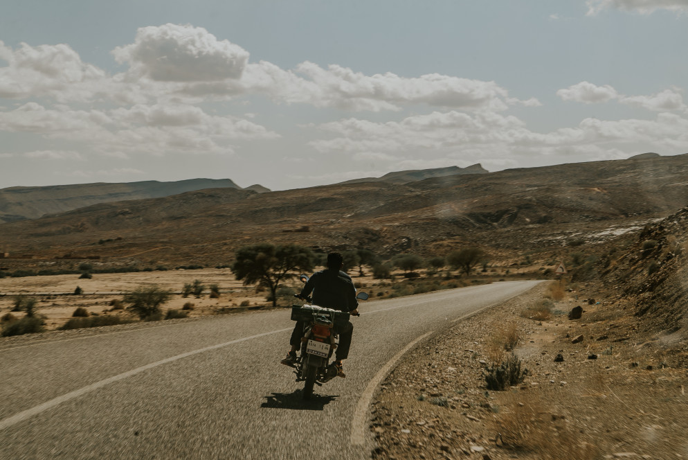 Vacances : pourquoi ne pas tenter le road-trip à moto ?